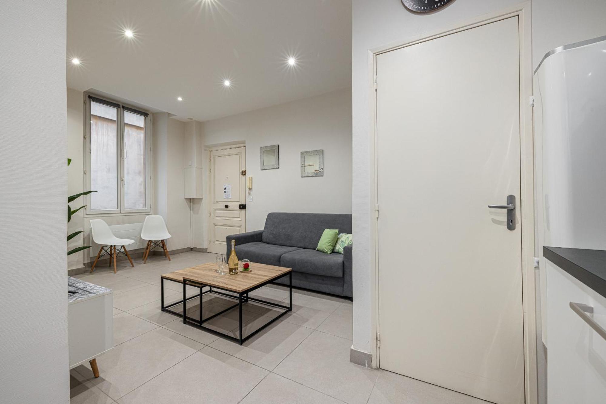 Charming 1 Bdr Old Town Nice