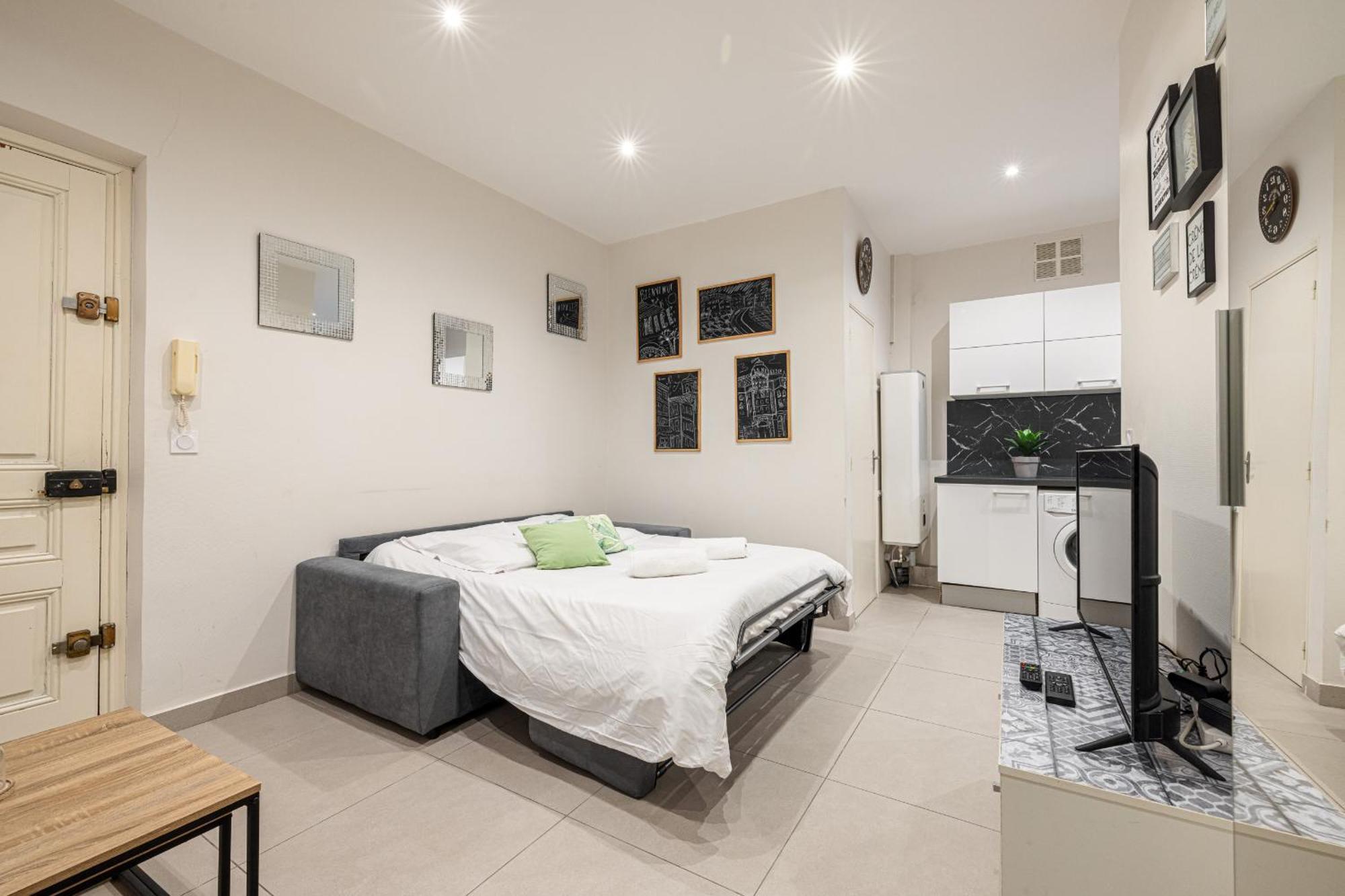Charming 1 Bdr Old Town Appartement *